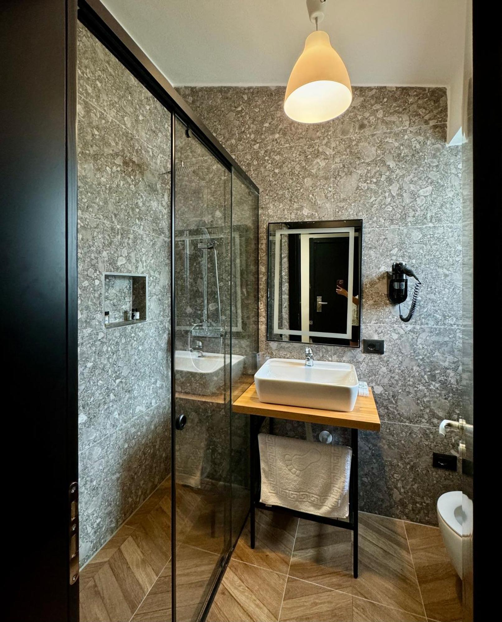 Gogo'S Boutique Hotel Дермі Екстер'єр фото